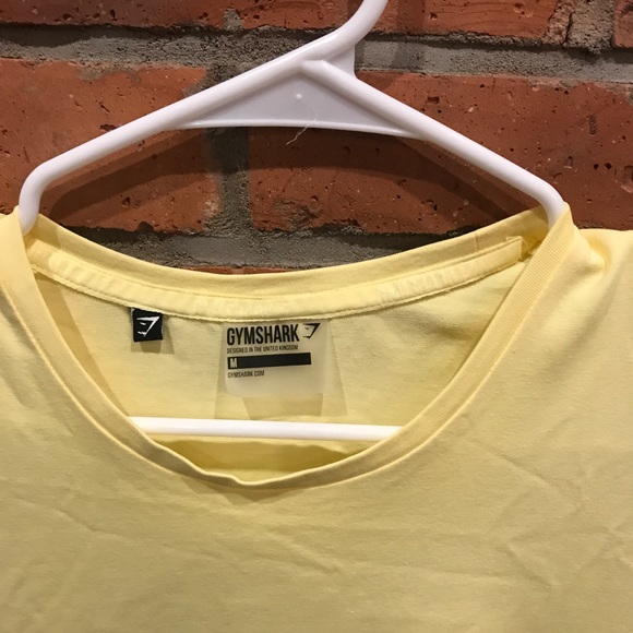 Gymshark Central T Shirt M New without tags - Picture 3 of 4